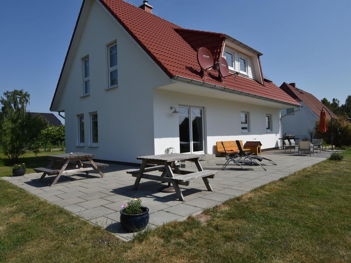 Spacious Holiday Home In Hornstorf With Trampoline Bagian luar foto